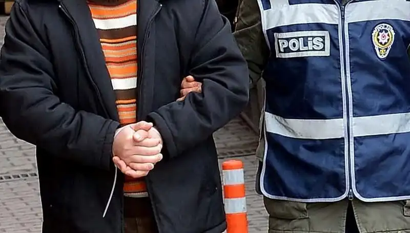 25 Yıl Hapis Ceza Fermanı Olan Şahıs Villa Baskınında Ele Geçirildi!