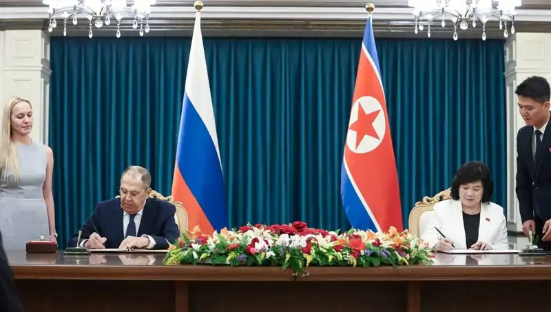 Rusya ve Kuzey Kore, Diplomatlar Arası İşbirliğini Güçlendiriyor
