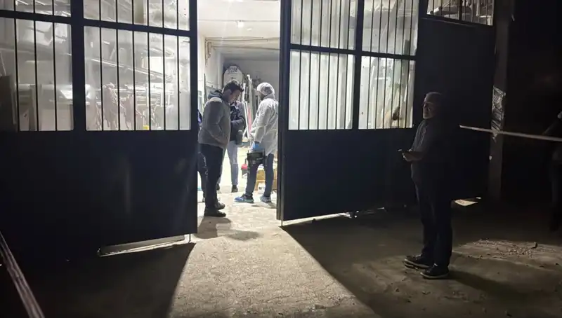 İş Yerindeki Korkunç Cinayet: Sırtından Hançerlenerek Öldürüldü