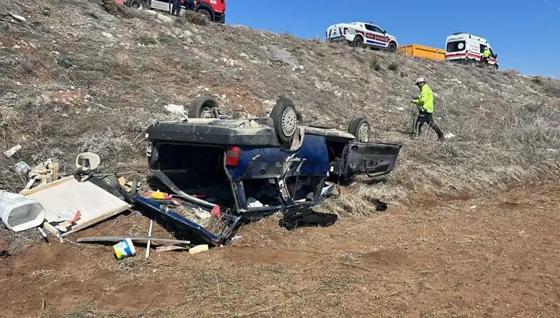 Şarampole Uçan Otomobilde 4 Yaralı: Hayati Tehlike Sürüyor