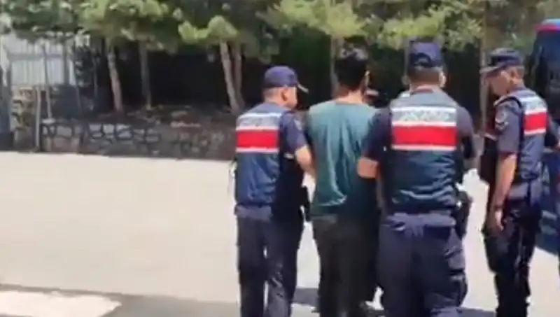 14 İlde DAEŞ Operasyonuyla 26 Kişi Gözaltına Alındı
