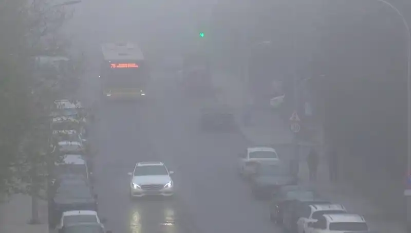 İstanbul’da Görüş Mesafesini Düşüren Yoğun Sis: Vatandaşları Neler Bekliyor?