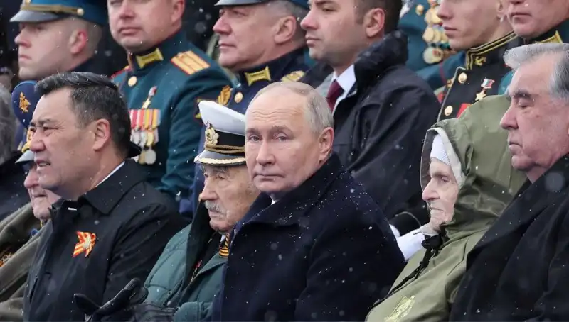 Putinin Tarihi Çağrısı: Rus Ordusu Tarihinde Eşi Benzeri Görülmemiş Genişleme Planı