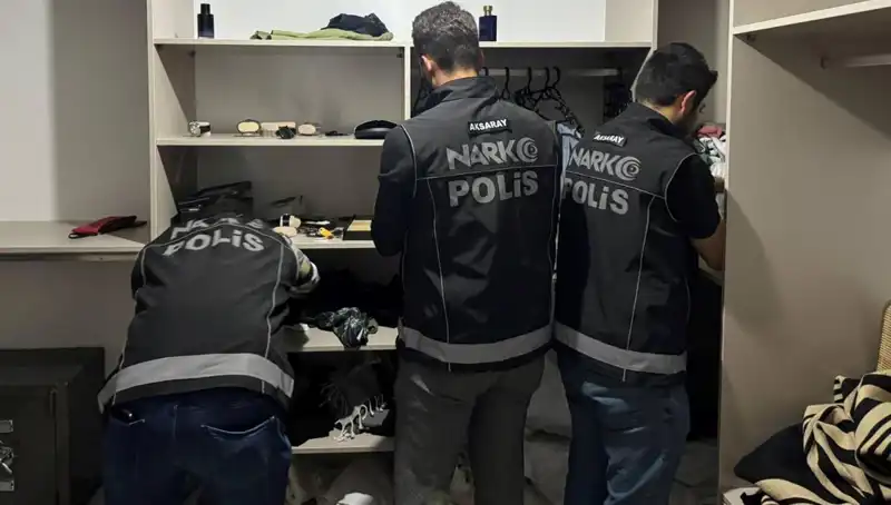Uyuşturucu Operasyonunda F Serisi Dolar Ele Geçirildi: Detaylar Ortaya Çıktı