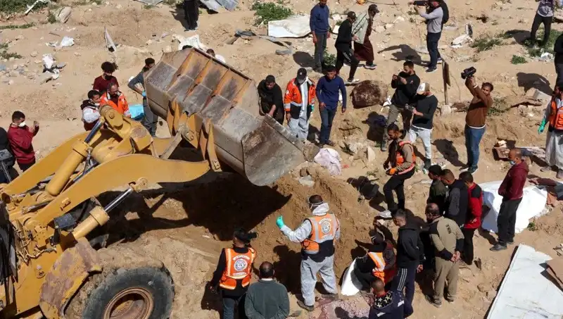 Şifa Hastanesi Avlusunda Gömülü 61 Ceset Bulundu: Gizemli Olayın Perde Arkası